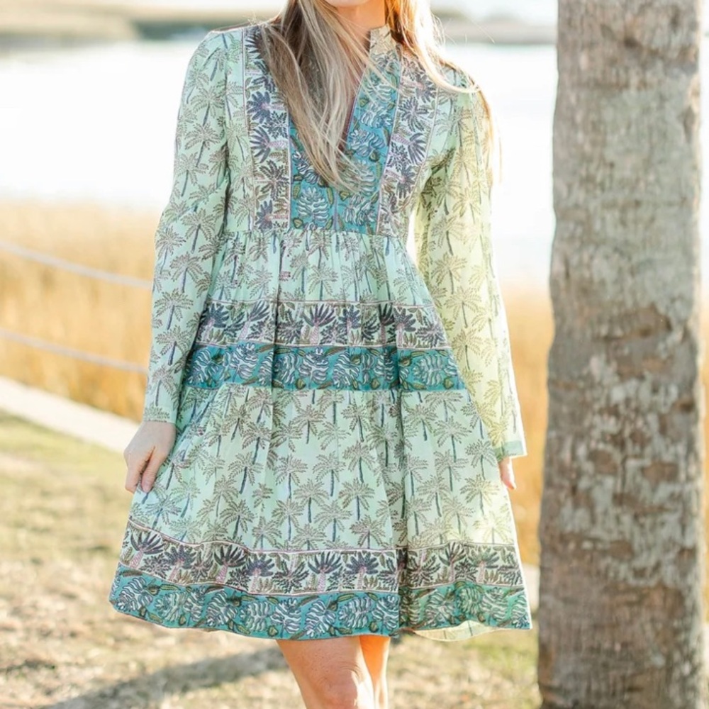 Victoria Dunn Dress, size large, NWT, mini
